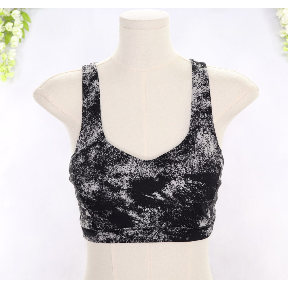 Lululemon Women Free To Be Serene Bra Light Support Black Alpine White 6 - Picture 1 of 8